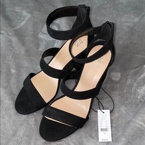 NY&C suede block heels